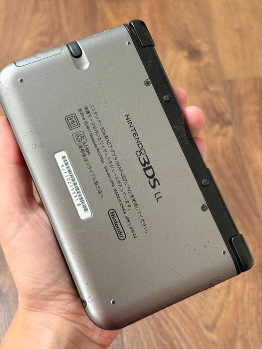 Nintendo 3DS XL przerobione + ładowarka + karta 4GB