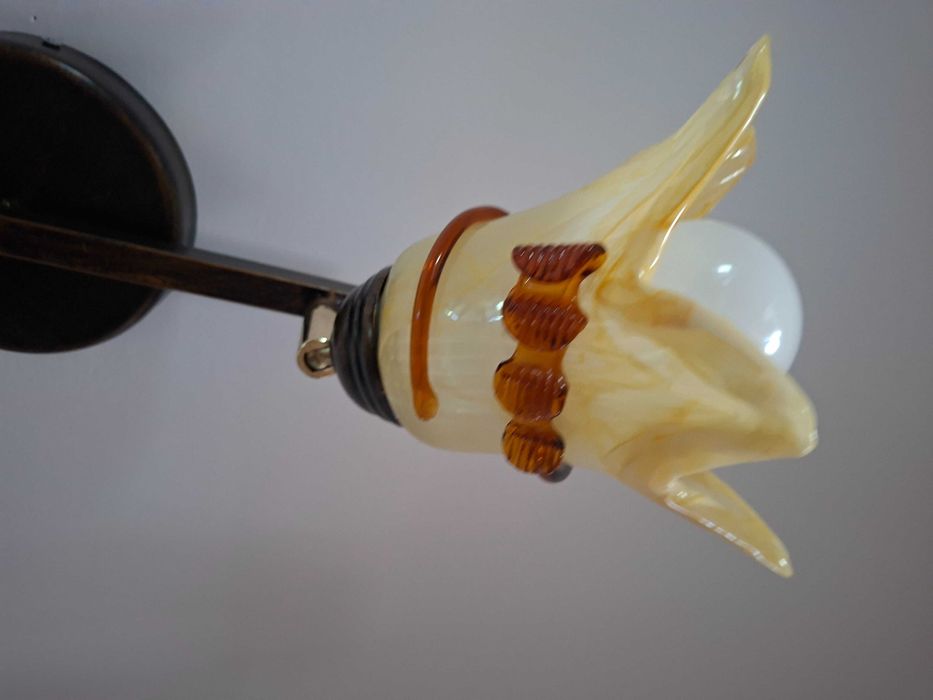 Lampy sufitowe oświetleniowe