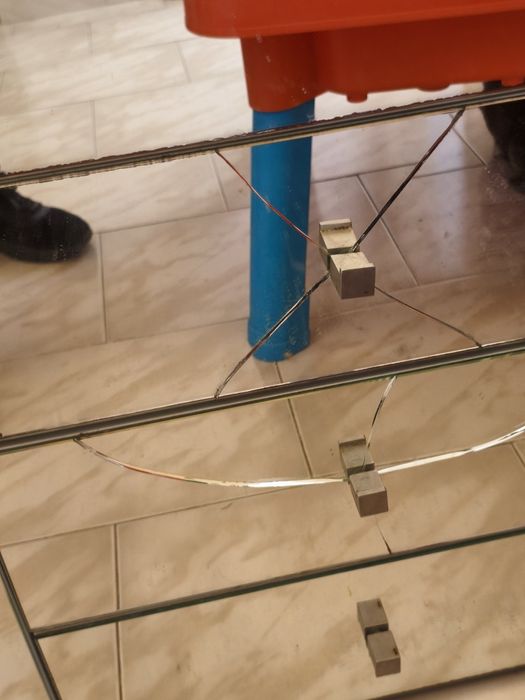 Cómoda / Mesa de Cabeceira Espelhada (3 Gavetas) – Para Desocupar
