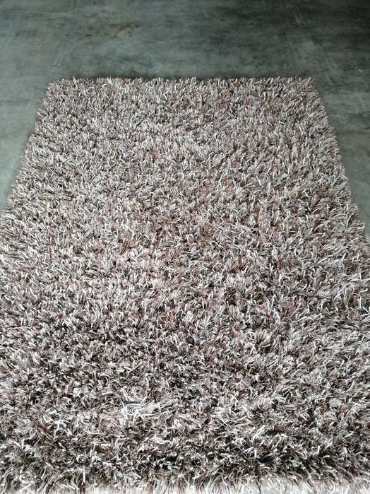 Tapete de sala com tiras