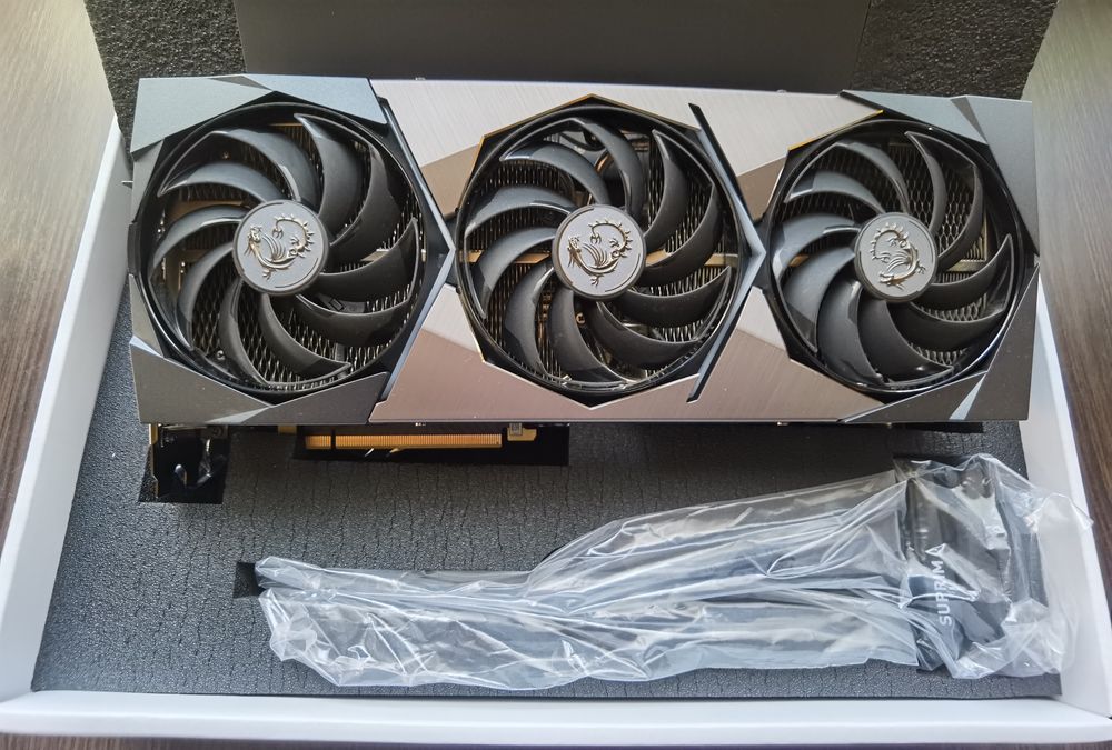 Відеокарта MSI GeForce RTX 3070 Ti SUPRIM X