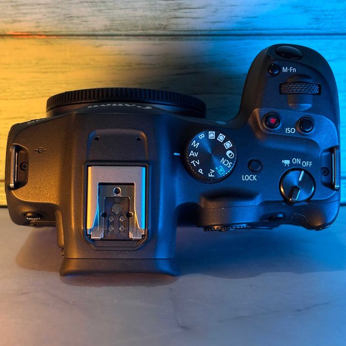 Canon EOS R7 – Como Nova + Seguro FNAC até 2027