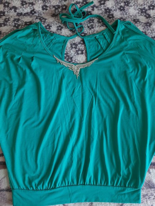 Одяг жіночий.Дарую.