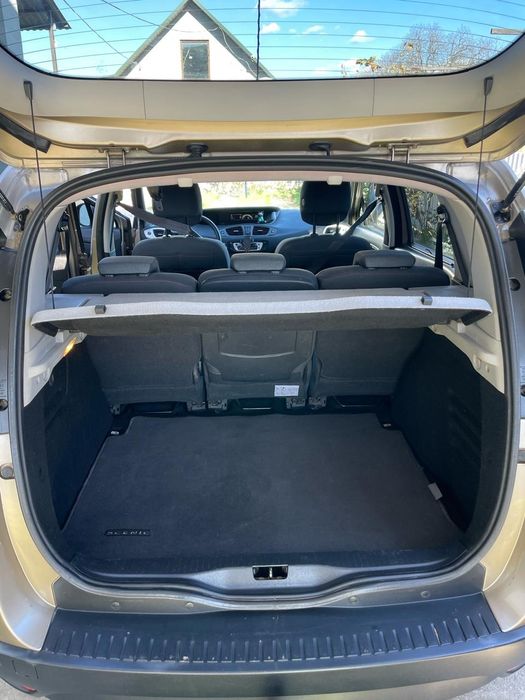 Renault Megan scenic 2013