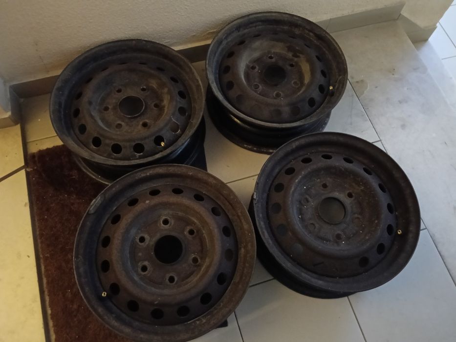Quatro jantes de ferro Toyota hiace 15 polegadas