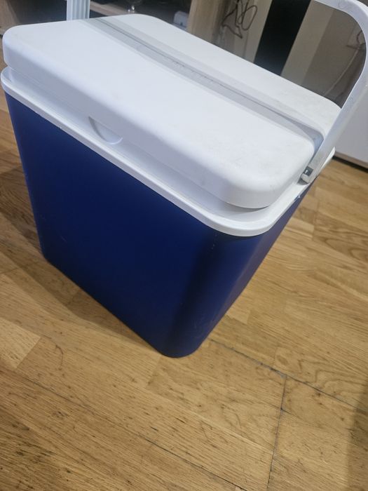 Arga portatil...10 eur.