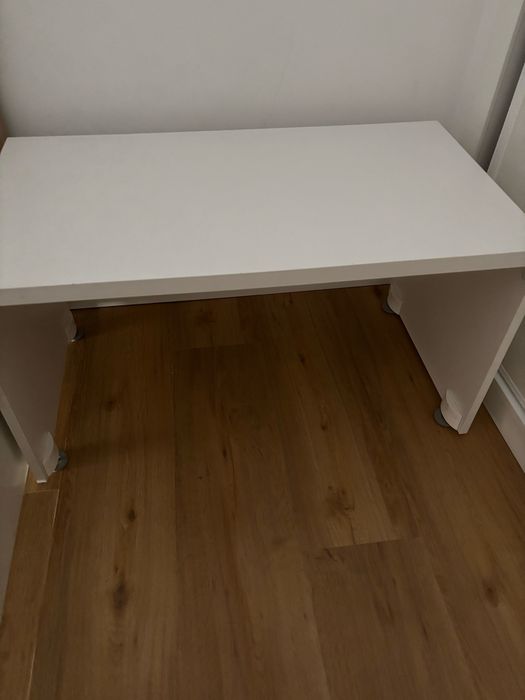 Bau/ secretaria Ikea