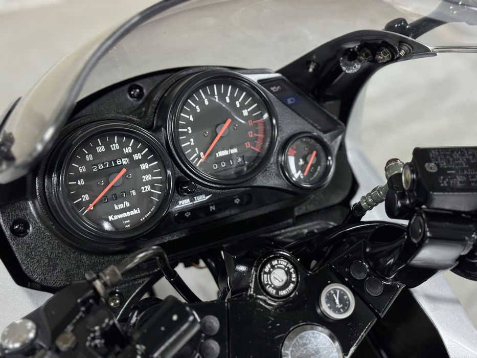 Мотоцикл Kawasaki GPZ500