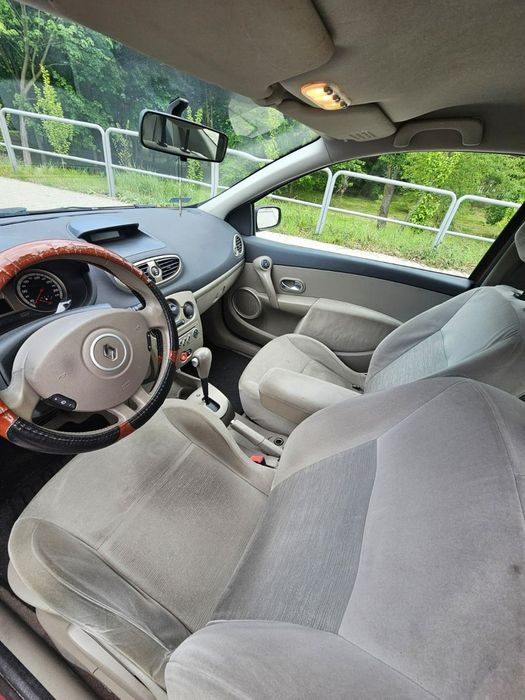 Renault Clio Automat - 1.6b - 2006r
