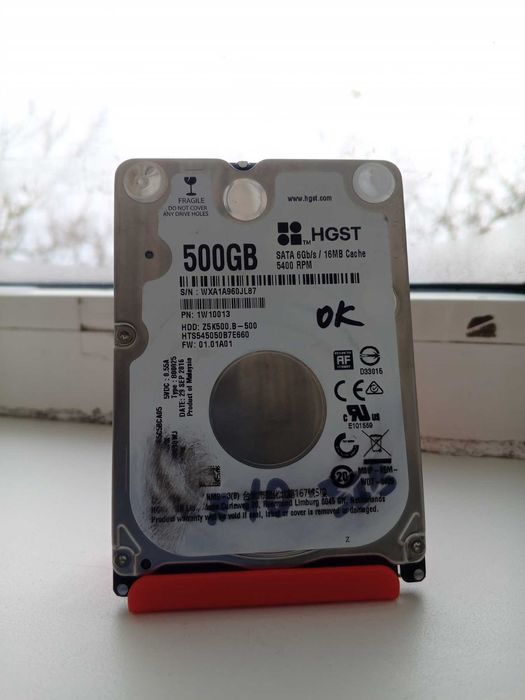 500 GB жесткий диск 6300 часов наработки HGST SATA 3