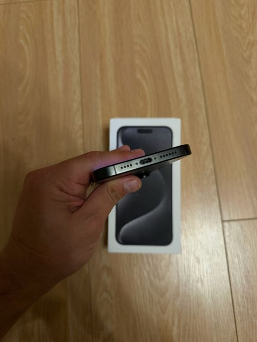 Iphone 15 Pro Max 256gb Neverlock фіз сім  95%стан батареї