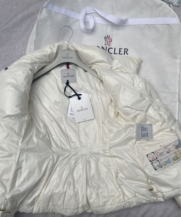 Пуховик куртка зимова жіноча Moncler оригінал