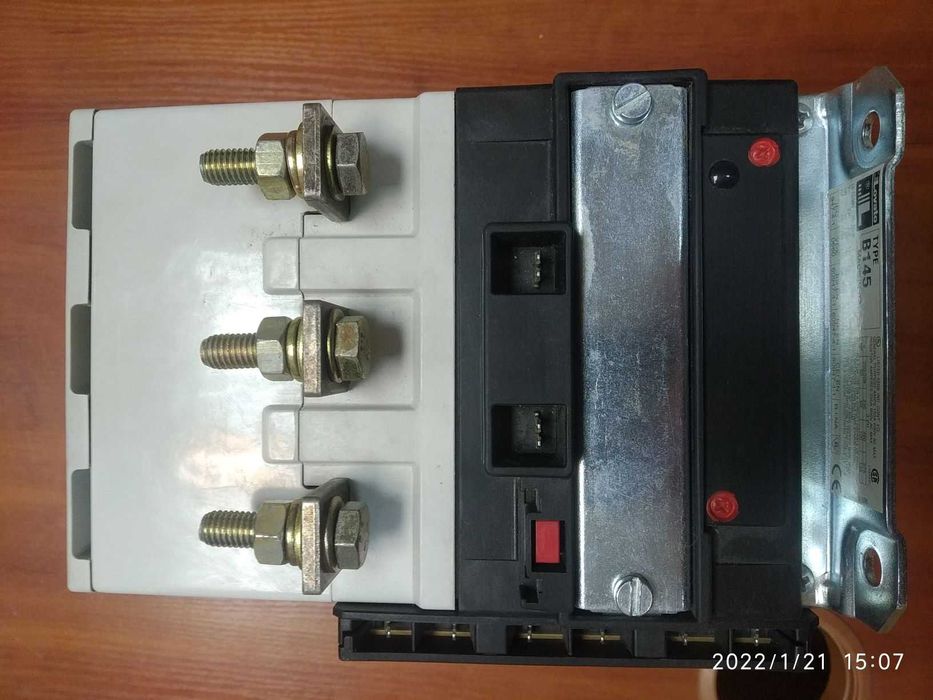 Магнітний пускатель  Lovato B145 250A 220V Італія