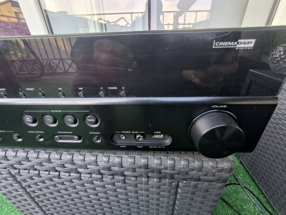 Amplituner Yamaha RX-V373
