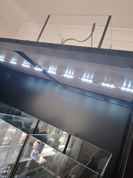 Sprzedam regał na akwaria/teraria