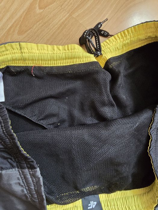 Szorty spodenki sportowe 4F-XXL-z kieszeniami