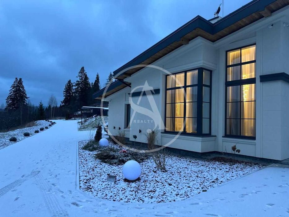 Будинок 200 кв.м. в котеджному містечку Карпати Славське Львівська