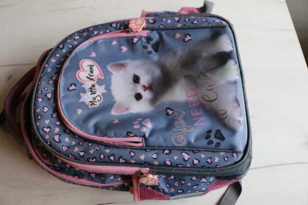 Plecak szkolny z kotkiem