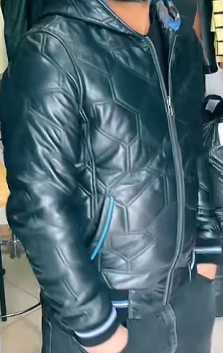 Куртка двухсторонняя натуральная кожа.