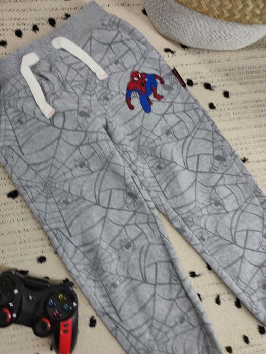 Спортивные штаны теплые 4-5 лет