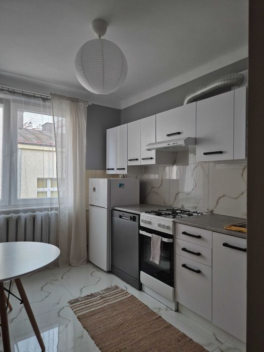 2-pokojowe mieszkanie 45 m² | Centrum Gorlic | Balkon | Parking | Piwnica