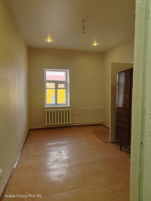 Продам квартиру у центрі міста Ромни