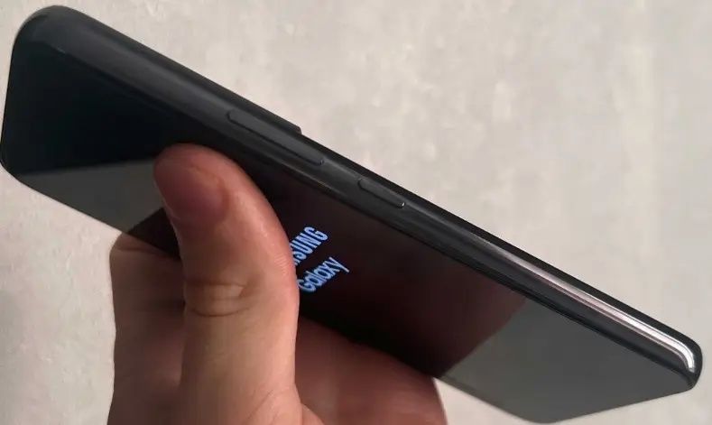 Samsung s22 phantom black идеальный без царапин Европа на 2 сим