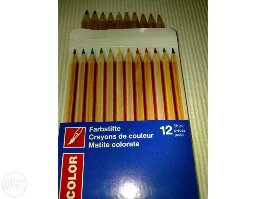 Vendo caixa de 12 lapis de cor por estrear