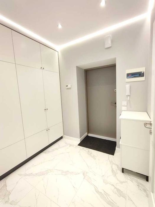 Оренда 1-кім новобудова, район ПРОСПЕКТ МАЙДАН. Перша здача. Все нове!