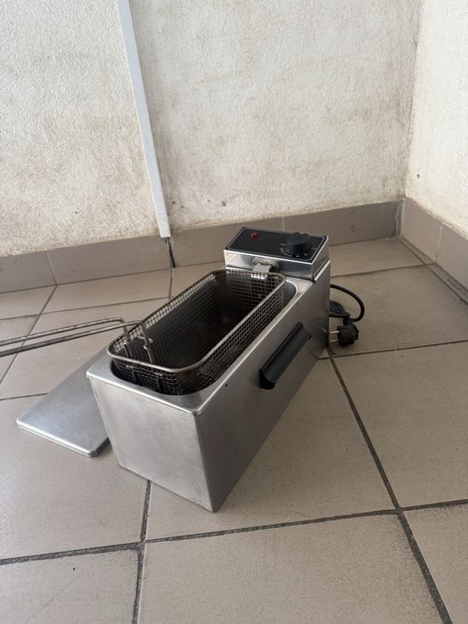 Фритюрниця Обʼєм  4 Літри Німеччина !!!