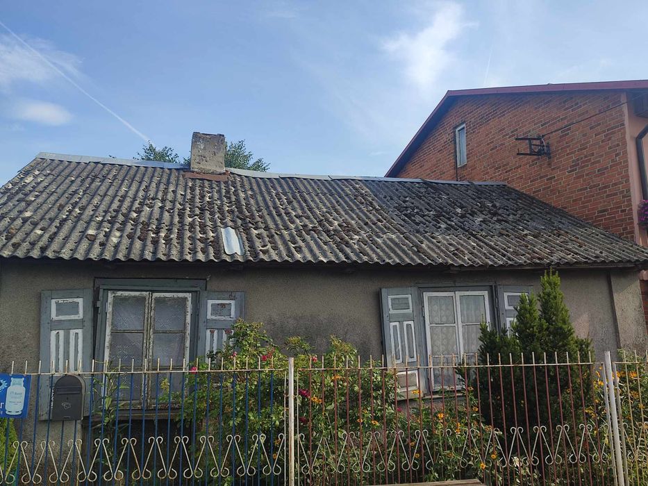 Dom z bali do rozbiórki