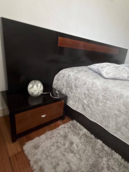 Quarto de casal completo-Excelente estado