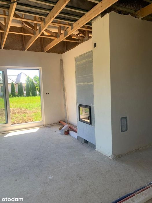 Nowy dom wolnostojący w Szklarach Dolnych - stan deweloperski.