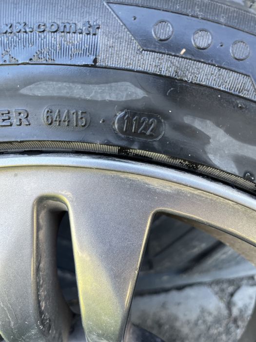 Продам литі диски BMW R17 (5/120)