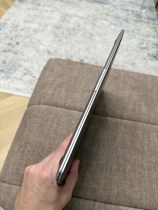 MacBook Air 13 2018/2019 i5 1.6-3.4GHz /16 GB /1500 Gb 94% АКБ!