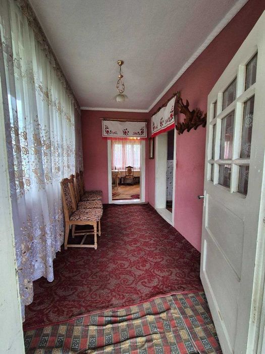 Продаж житлового будинку на ділянці 42 сотки в с. Бедевля