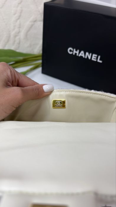 Сумка Chanel біла