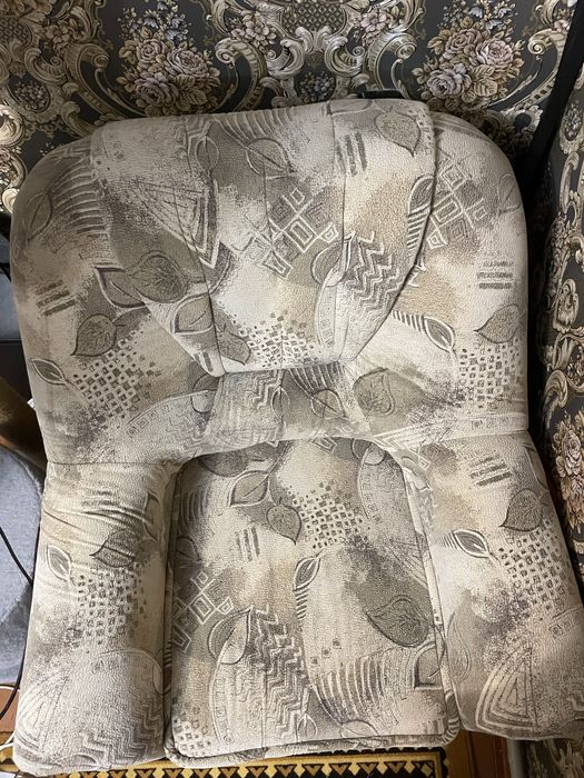 Крісло в ідеальному стані, сидіння 50 см. Самовивіз