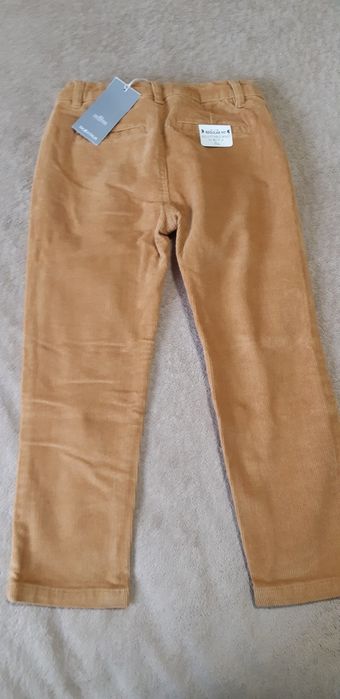 Гарні вельветові штани