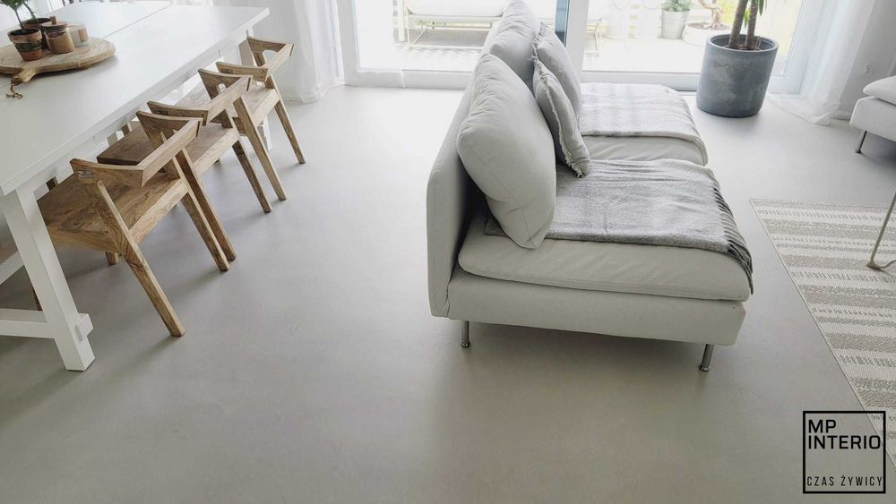 Wykonujemy podłogi posadzki żywiczne i mikrocement, żywice w garażu.