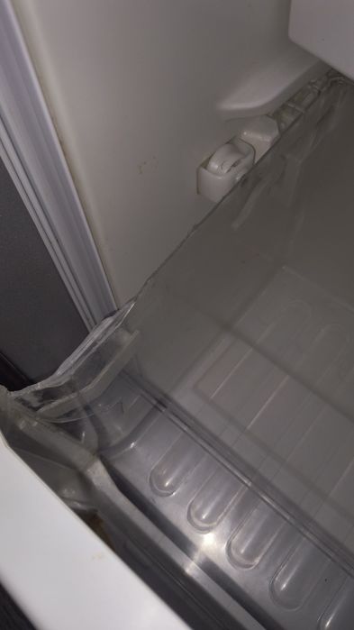 Холодильник продам