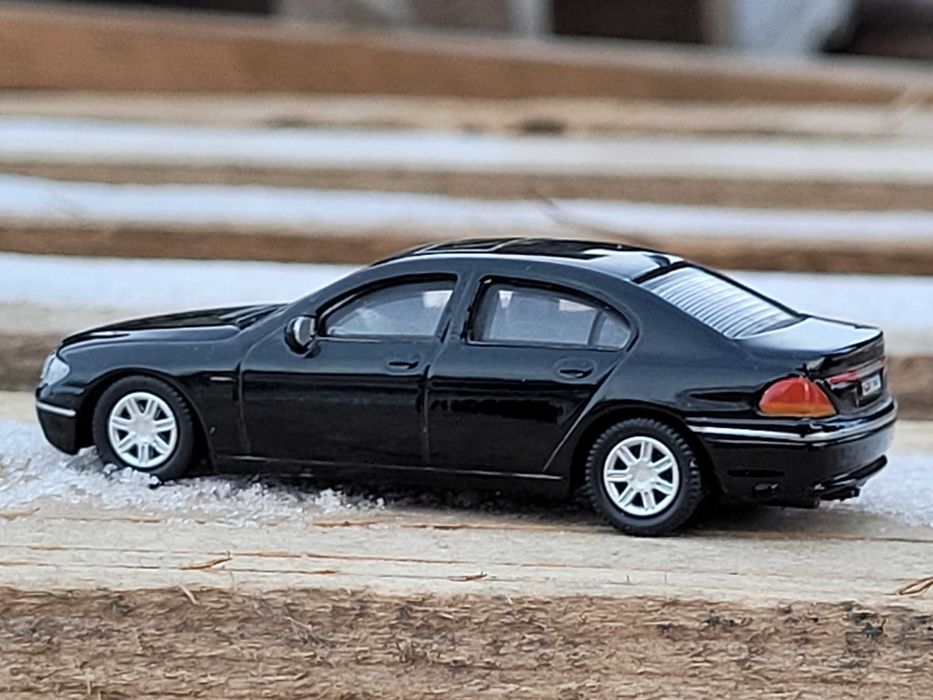BMW 7 E65 735Li Kolekcja modeli 1:72 mega unikat hongwell M Power