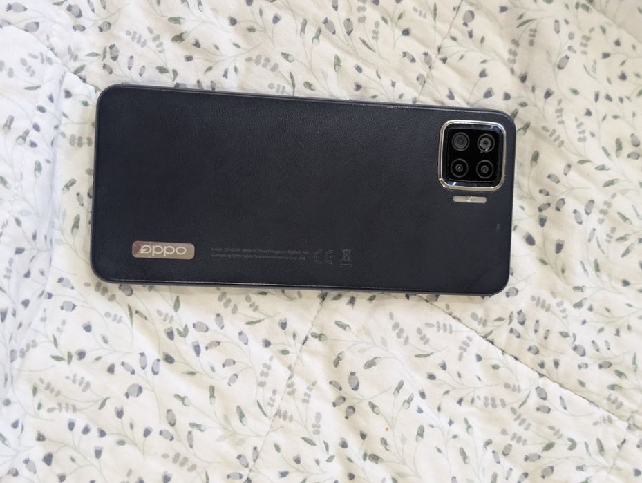 Смартфон OPPO A73 4/64GB Navy Blue