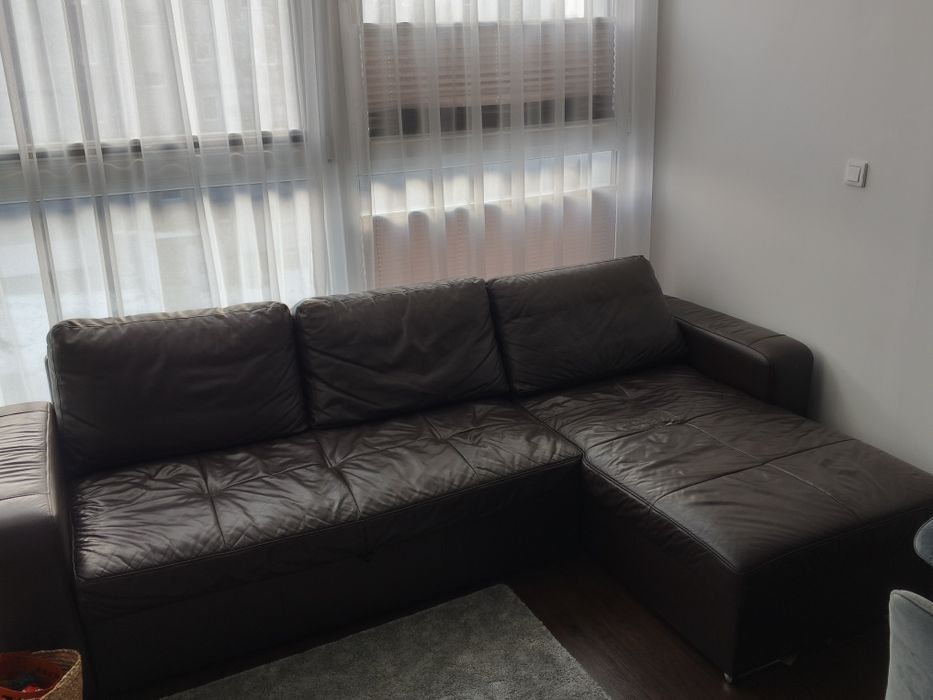 Narożnik skórzany z funkcją spania