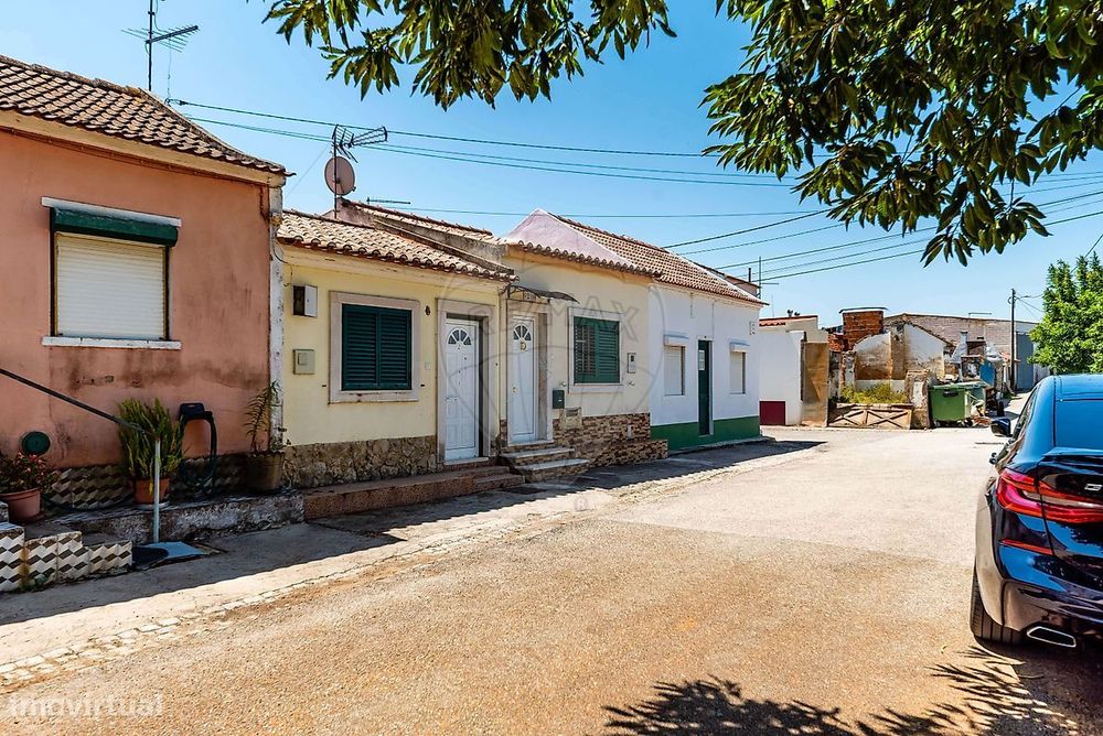 Moradia T2 para venda — Valada, Santarém