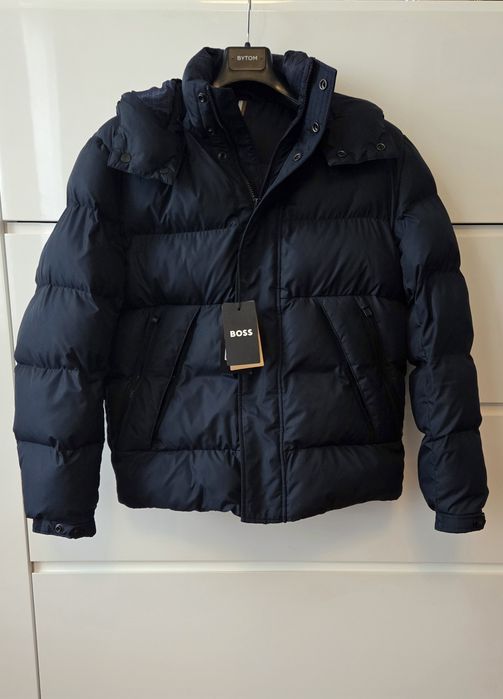 Nowa pukowana granatowa krótka kurtka Boss r. 46