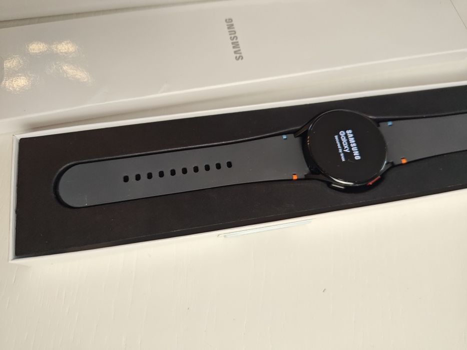 Samsung Galaxy Watch FE ! Idealny stan !