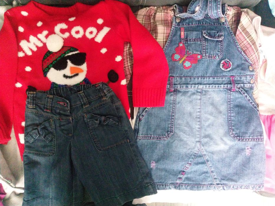 Zestaw ubrań dla dziewczynki