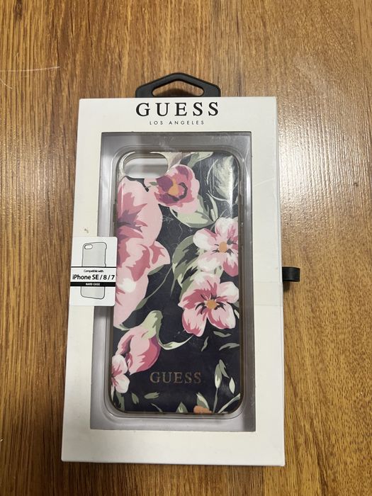 Oryginalne  etui na telefon iPhone 8/7 GUESS