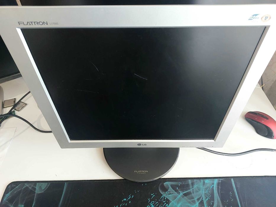 Монітор LG flatron l1730s 17 дюймів